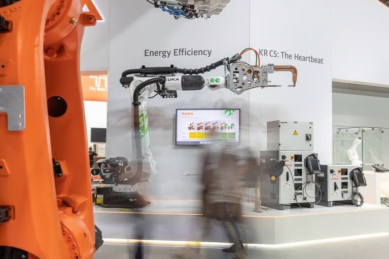 KUKA at automatica 2023: Keep on Moving for a changing world
